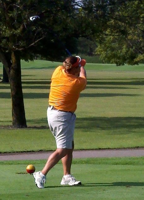 Kris Popp eyes down a tee shot on route to her 9th victory!